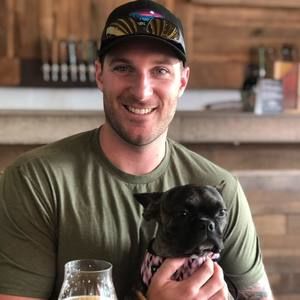 Meet your Posher, Casey